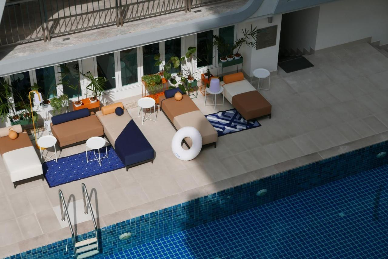 Le Tada Residence Bangkok Bagian luar foto