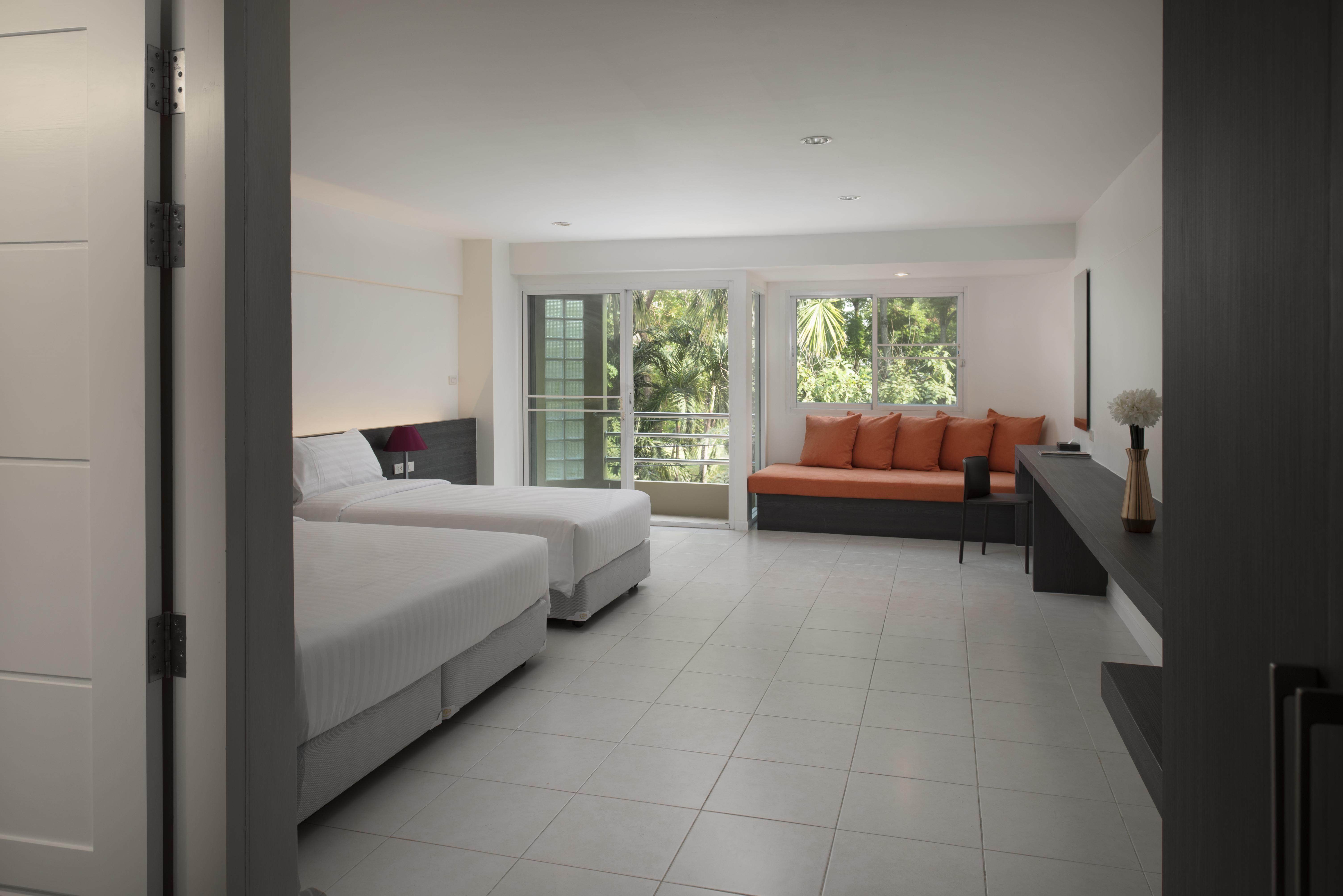 Le Tada Residence Bangkok Bagian luar foto