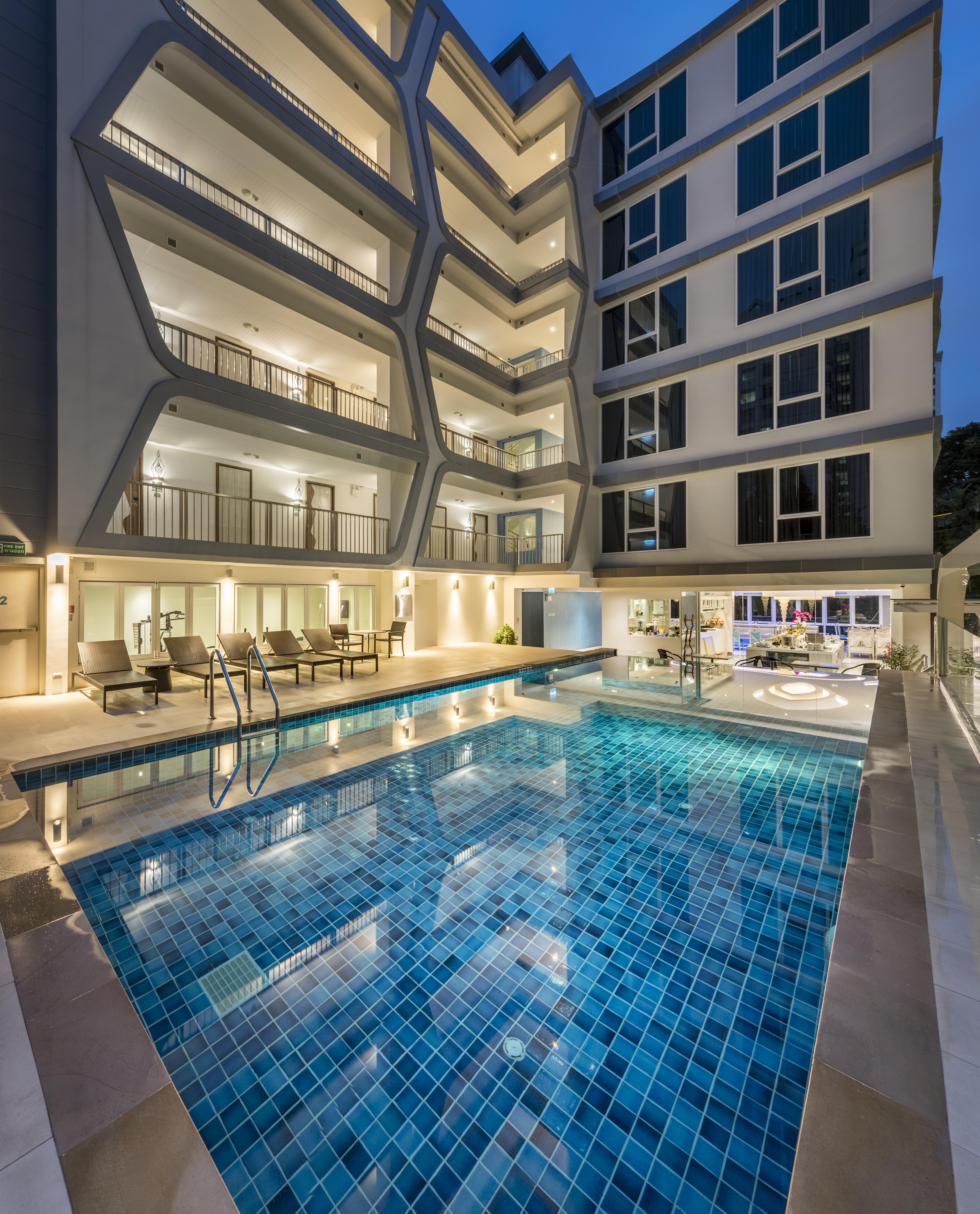 Le Tada Residence Bangkok Bagian luar foto
