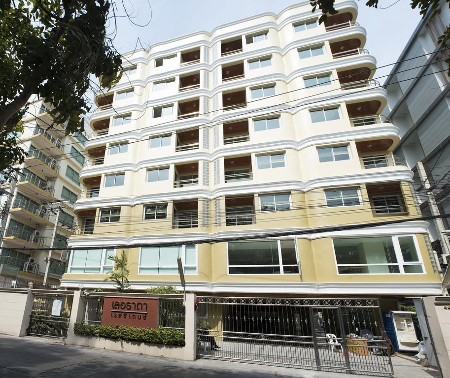 Le Tada Residence Bangkok Bagian luar foto