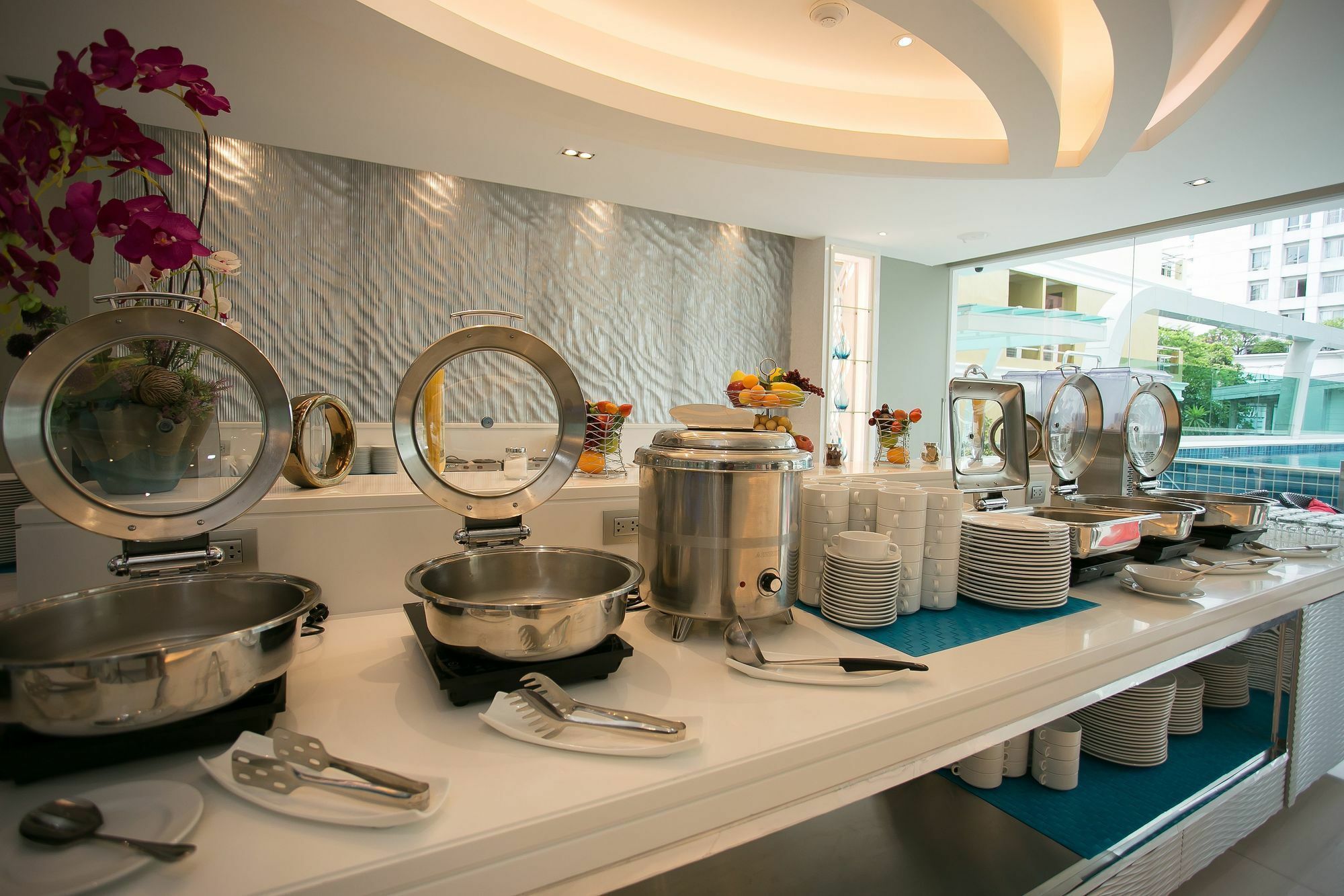 Le Tada Residence Bangkok Bagian luar foto